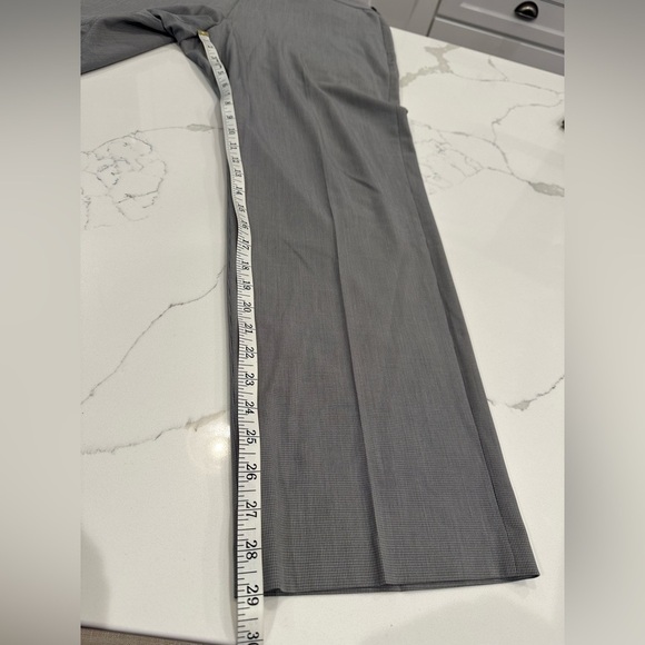 Van Heusen Gray Flex Flat Front Straight Leg Dress Casual Everyday Pants 36 X 30 - Picture 10 of 10